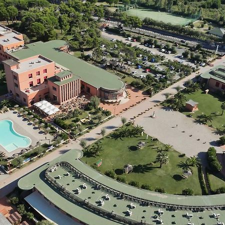 Toscana Sport Resort กาลัมโบรเน ภายนอก รูปภาพ