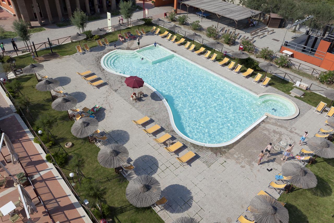 Toscana Sport Resort กาลัมโบรเน ภายนอก รูปภาพ